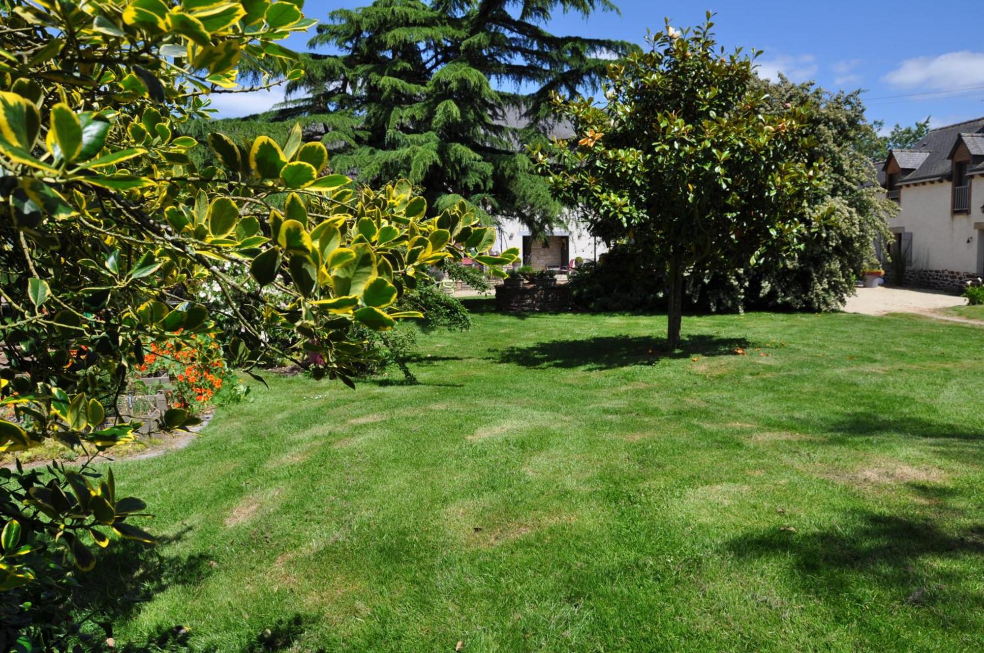 Perrault Gites Loscouet-sur-Meu Exterior photo